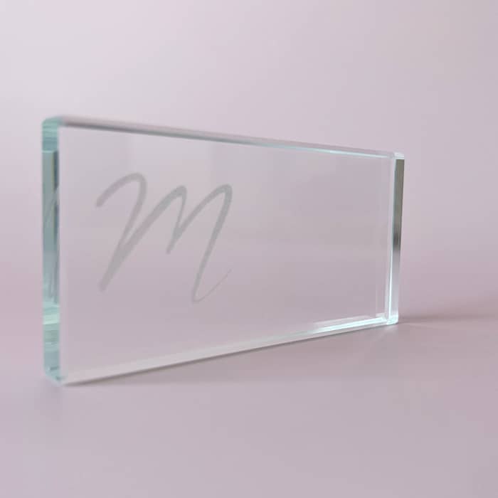 Plaque de verre MEM - Marie-Ève Mongeau